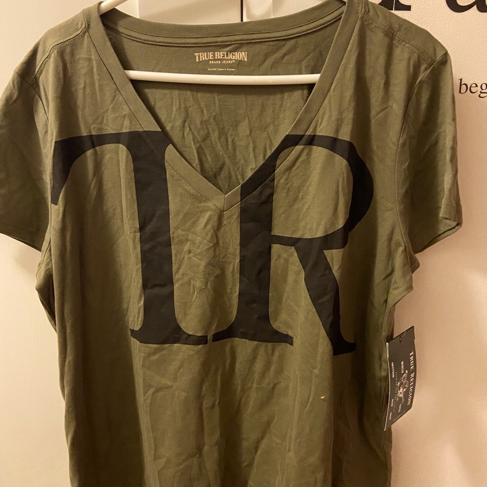 TRUE RELIGION TEE